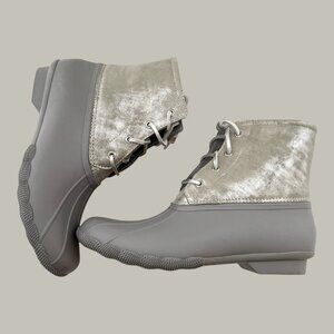 EUC Sperry Saltwater Metallic Silver & Gray Duck Boot Woman's sz 11
